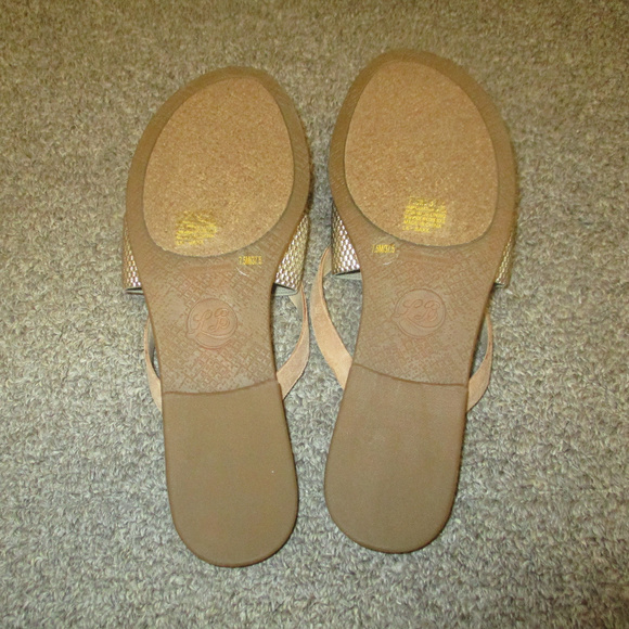 Lucky Brand Sandals - Picture 4 of 4